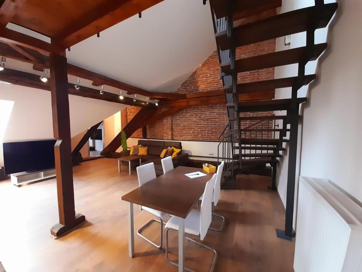 Residence Mariánská Ceske Budejovice Esterno foto