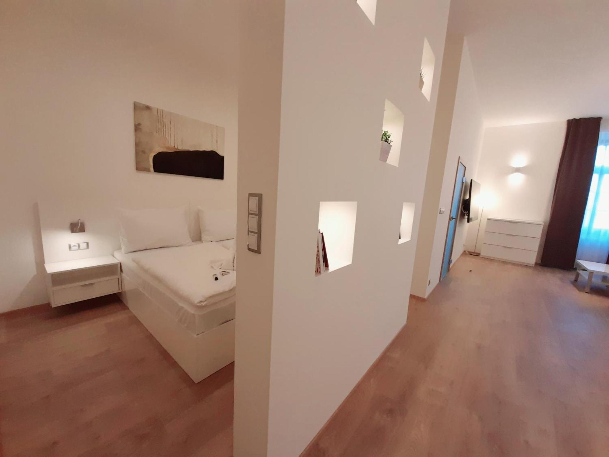 Residence Mariánská Ceske Budejovice Esterno foto