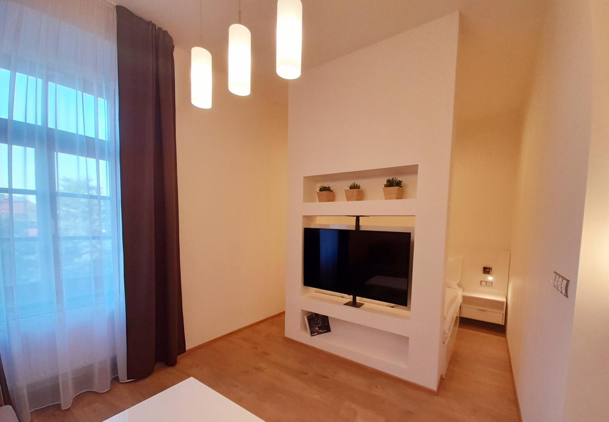 Residence Mariánská Ceske Budejovice Esterno foto